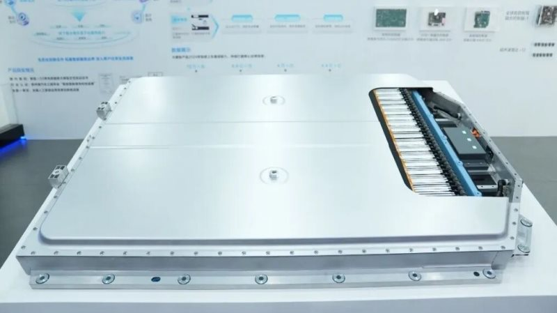 Trung Quốc công bố bước tiến dài về pin thể rắn, xe điện chạy 1.500 km mới cần sạc đã ở rất gần 