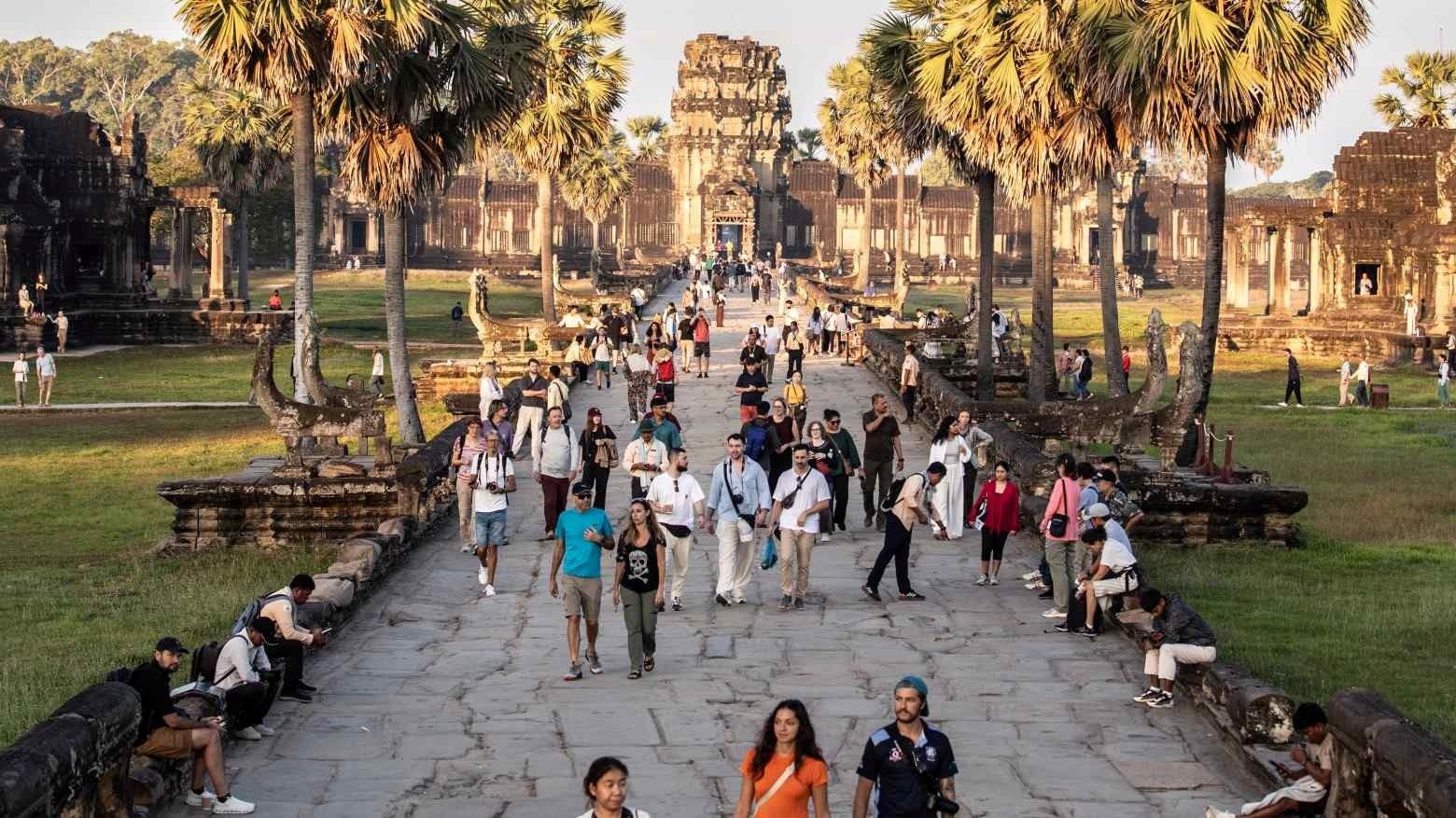 Căng thẳng với Thái Lan chưa hạ nhiệt, ngành công nghiệp chiếm 10% GDP của Campuchia hứng cú sốc, người trong ngành như 'ngồi trên đống lửa'