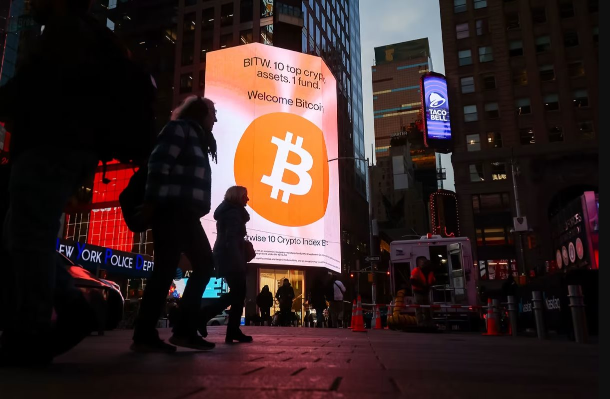 Năm 2025 đáng quên của tiền số: Lý do nào biện minh cho việc quay xe từ mức tăng 30% để rồi giảm 7% cả năm của Bitcoin?