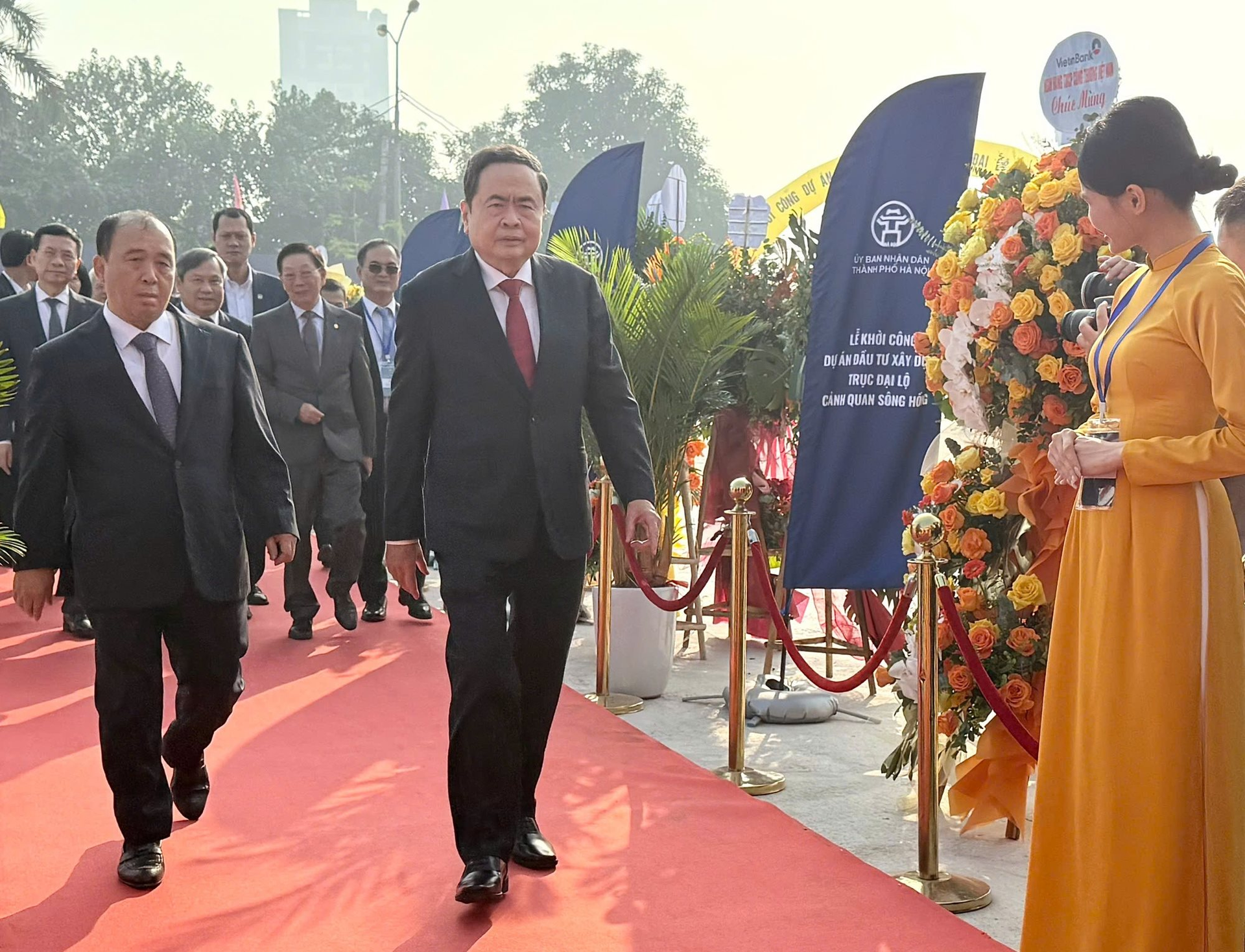 Chủ tịch Quốc hội Trần Thanh Mẫn dự khởi công siêu dự án 855.000 tỷ: Tỷ phú Trần Bá Dương và liên danh các tập đoàn tỷ đô cam kết hiện thực hóa giấc mơ sông Hồng