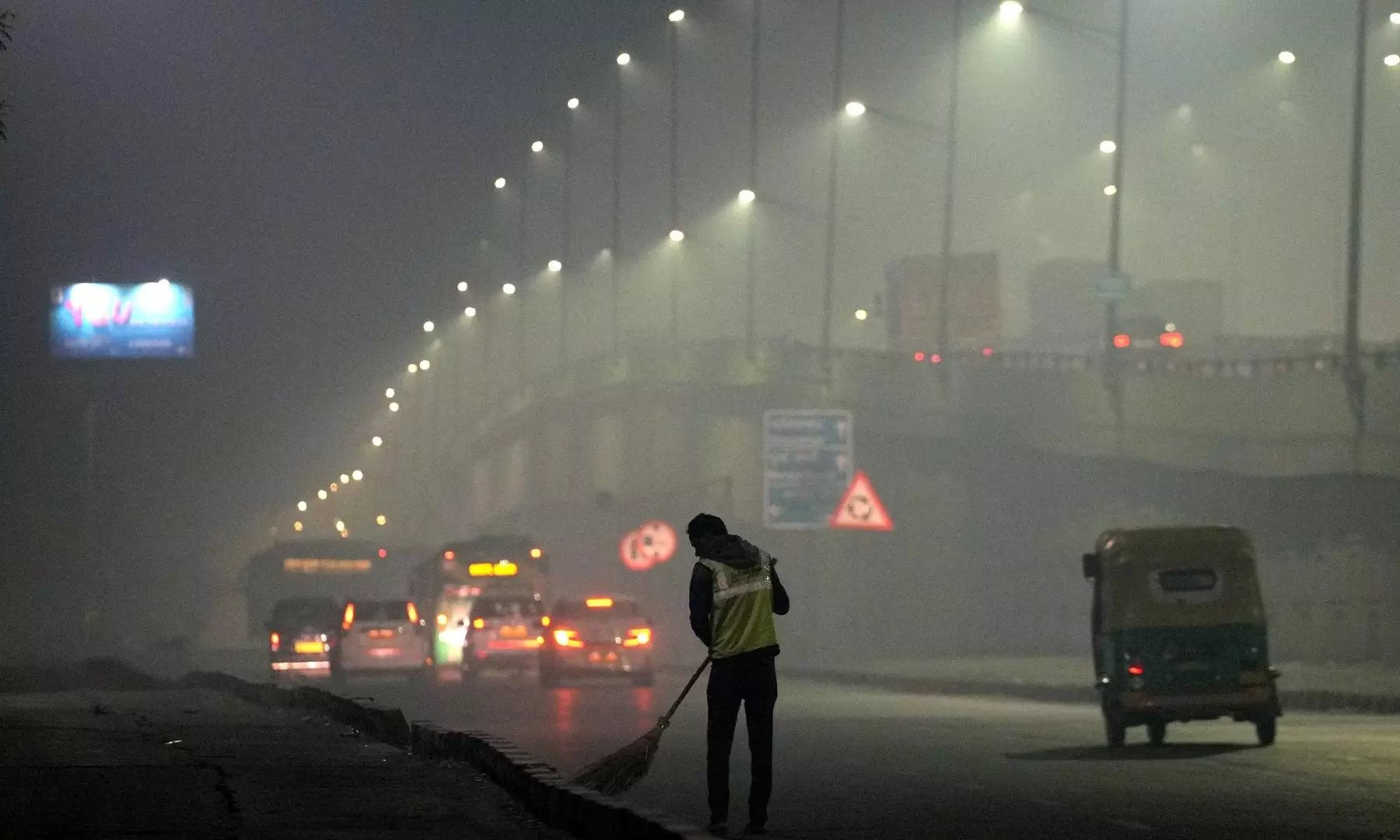 579967-delhi-air-pollution-.png