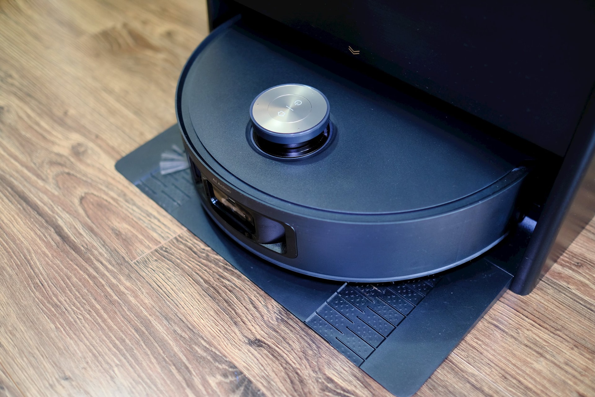 Trải nghiệm Dreame Aqua10 Roller: Mẫu robot hút bụi lau nhà 'toàn năng'