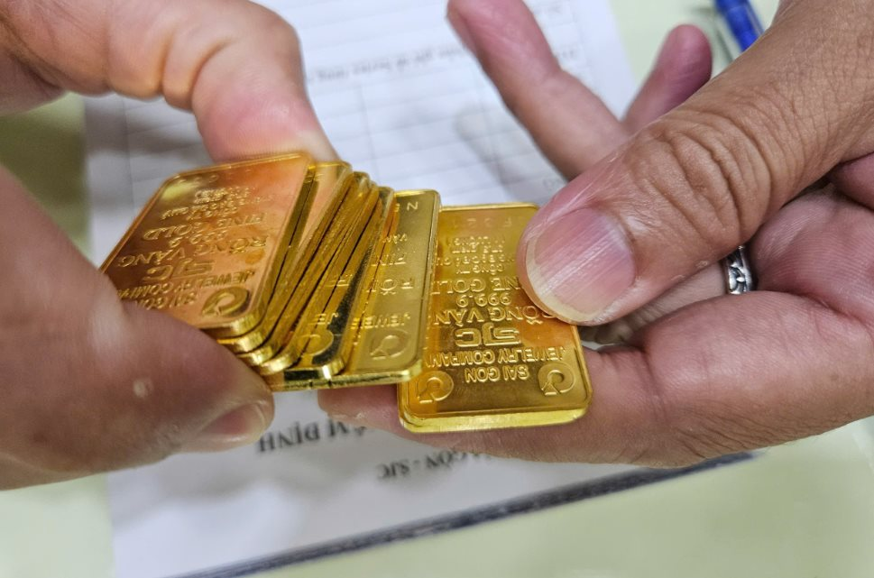 Thị trường vàng phục hồi, giá vàng miếng và vàng nhẫn đồng loạt đi lên