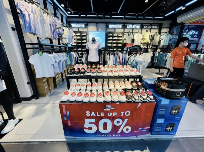 Giá thuê mặt bằng bán lẻ đảo chiều tăng, trải nghiệm mua sắm trở thành “vũ khí” cạnh tranh