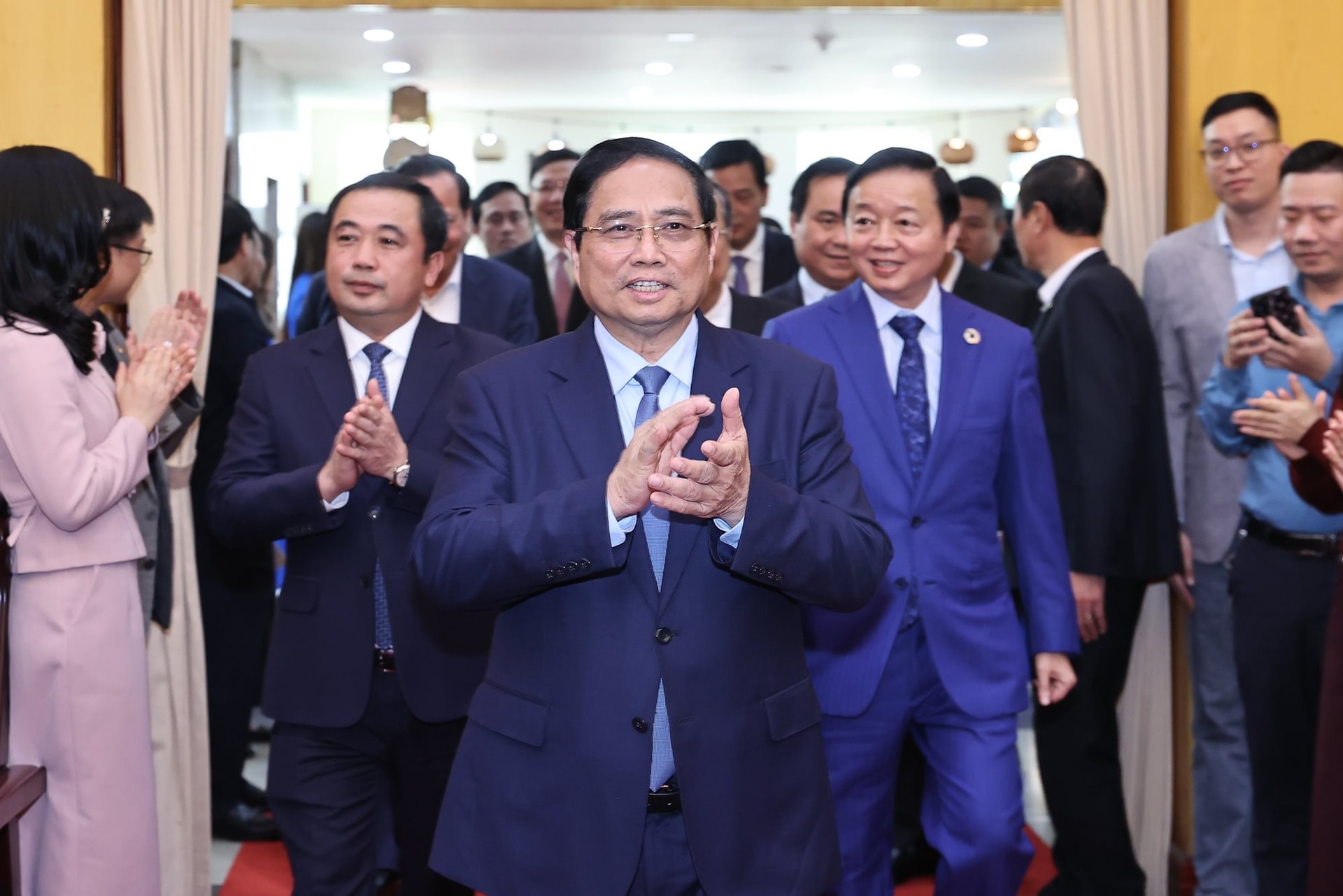 Việt Nam tăng trưởng thuộc top cao nhất thế giới, có thể trở thành nền kinh tế Top 27 toàn cầu