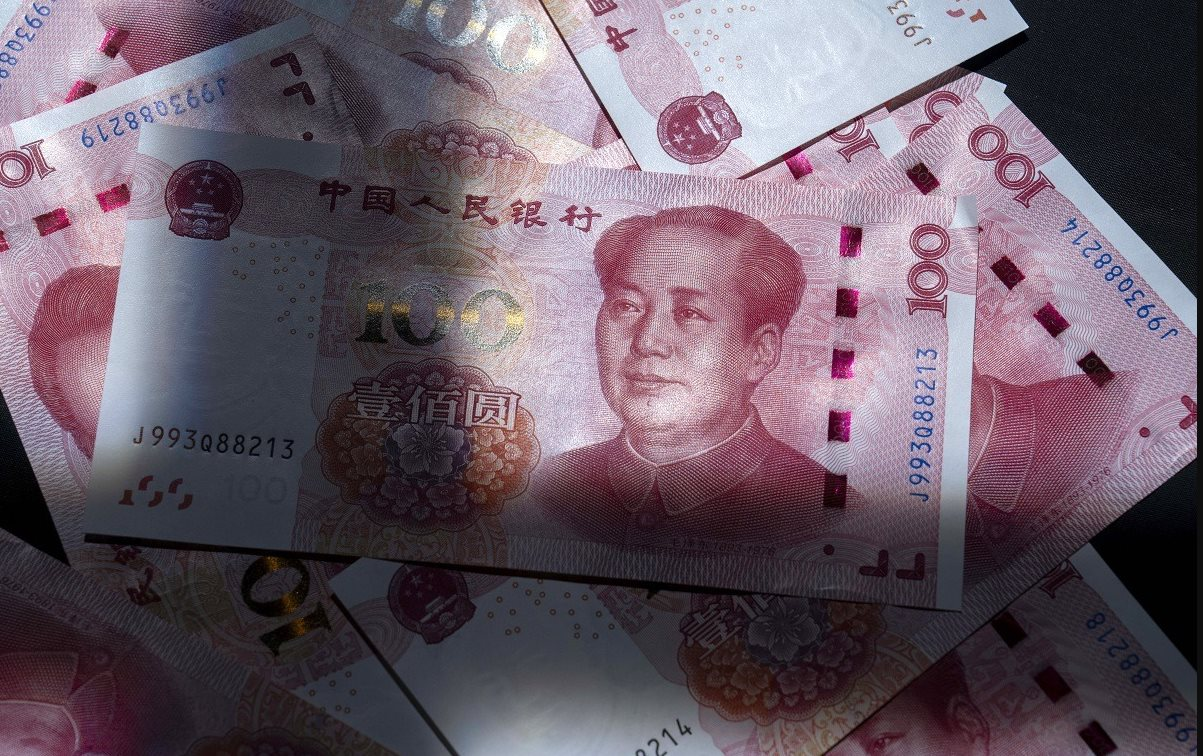 Trung Quốc siết chặt kiểm soát với tầng lớp trung lưu, áp thuế 20% cho lợi nhuận đầu tư nước ngoài