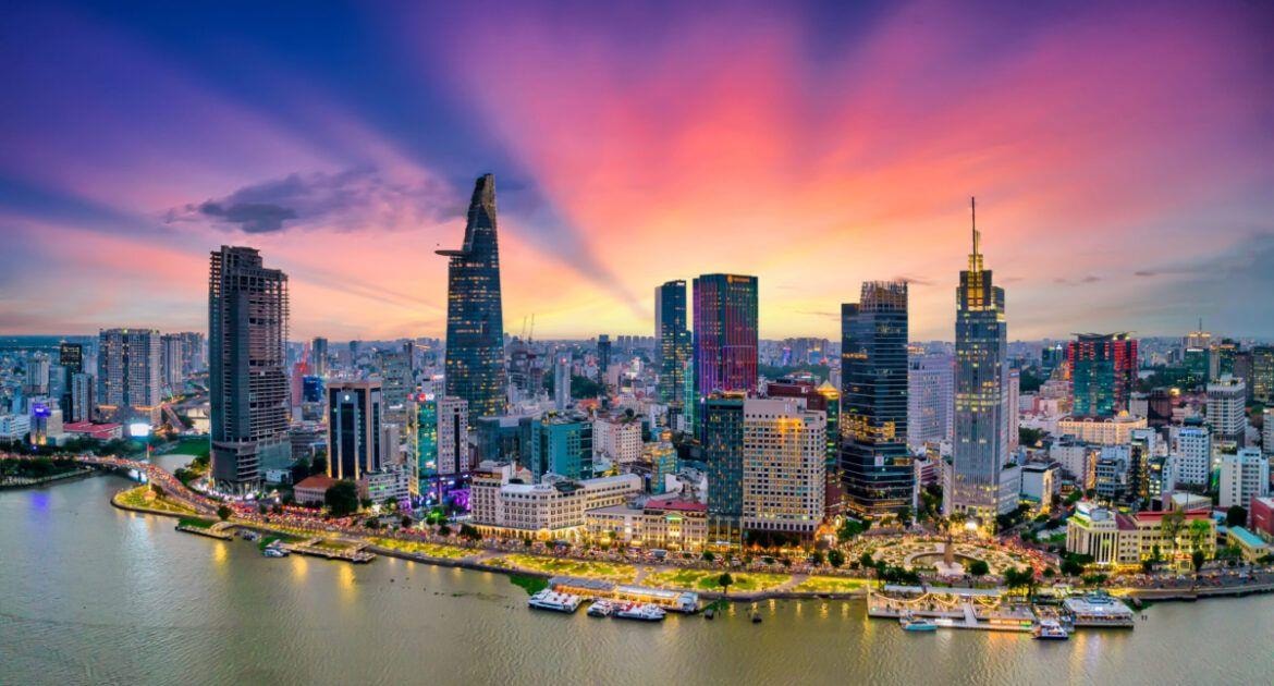 Tăng trưởng GDP Việt Nam đạt 8,02% năm 2025 