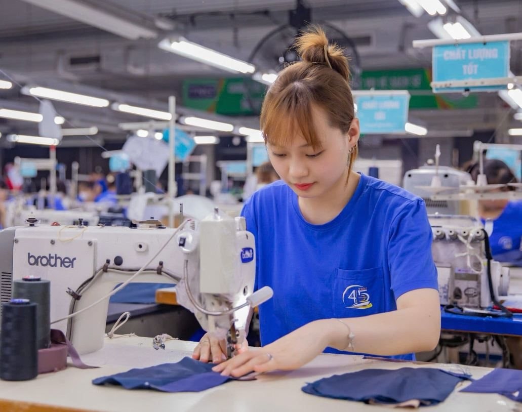 TNG lập kỷ lục mới về doanh thu, doanh nghiệp dệt may đón 2026 với triển vọng tích cực