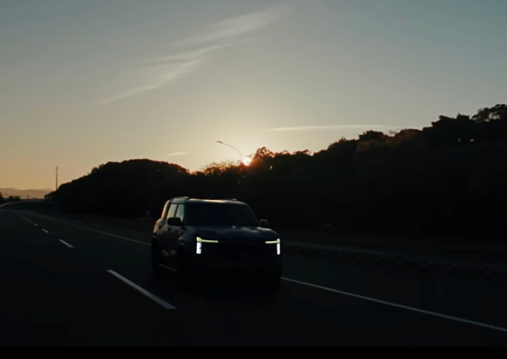 Video bí ẩn của Mitsubishi: Hé lộ SUV mạnh nhất thời gian tới?
