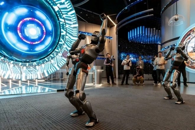 Nghịch lý: Sự kiện công nghệ lớn nhất nước Mỹ thành 'sân diễn' cho robot hình người Trung Quốc 