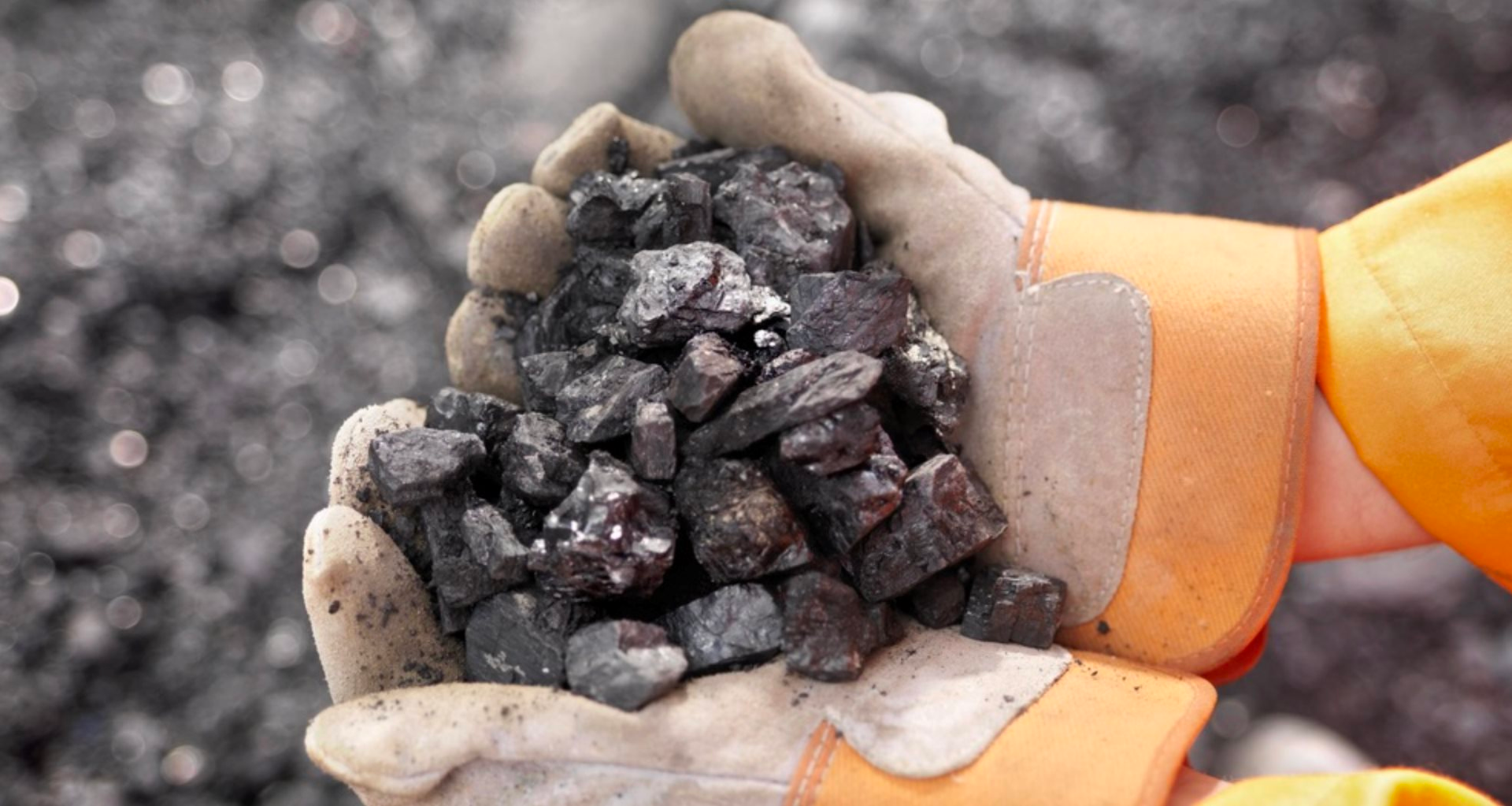 8.000 tấn vàng, 300.000 tấn đất hiếm...: Mỹ đang nhắm đến điều gì ở Venezuela ngoài dầu mỏ? 