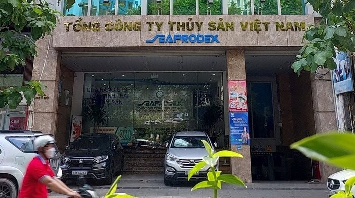 Hai doanh nghiệp trở thành cổ đông lớn gián tiếp của Đồ hộp Hạ Long giữa biến cố 120 tấn thịt nhiễm dịch tả lợn