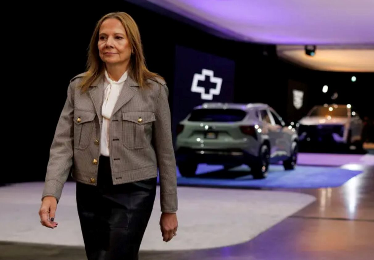 Một nhà sản xuất xe hơi lớn vừa lỗ kỷ lục 7 tỷ USD/quý vì xe điện, từng mơ mộng bán 1 triệu EV mỗi năm nhưng thực tế chỉ khoảng 170.000 chiếc 