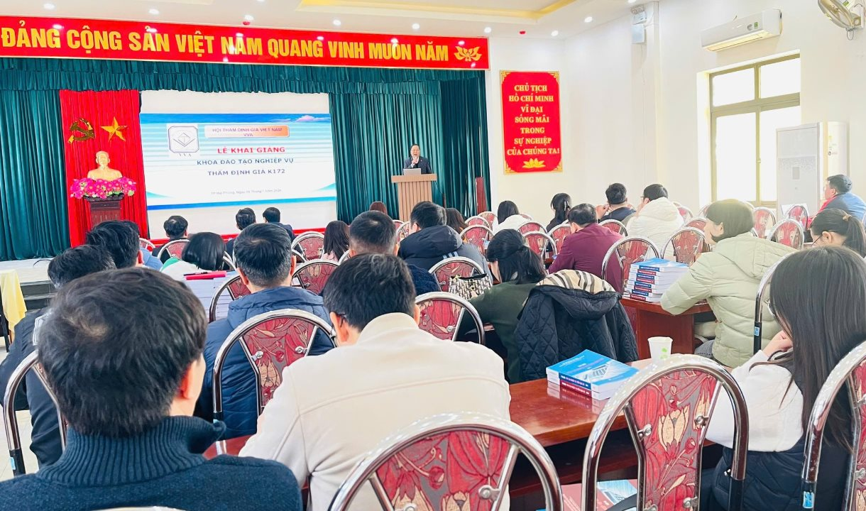 Khóa đào tạo nghiệp vụ thẩm định giá K172 khai giảng tại Hải Phòng