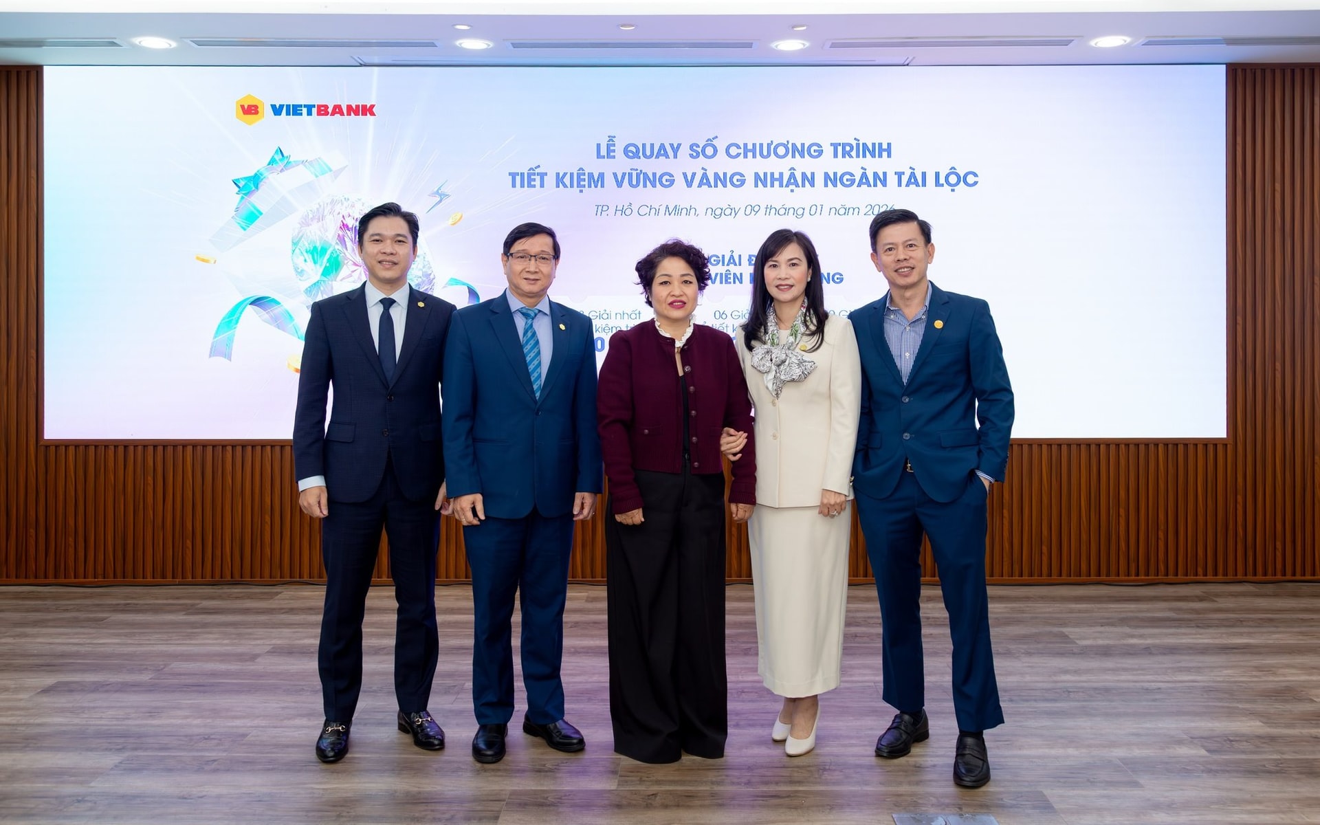 Vietbank tìm được chủ nhân giải thưởng kim cương trị giá 500 triệu đồng