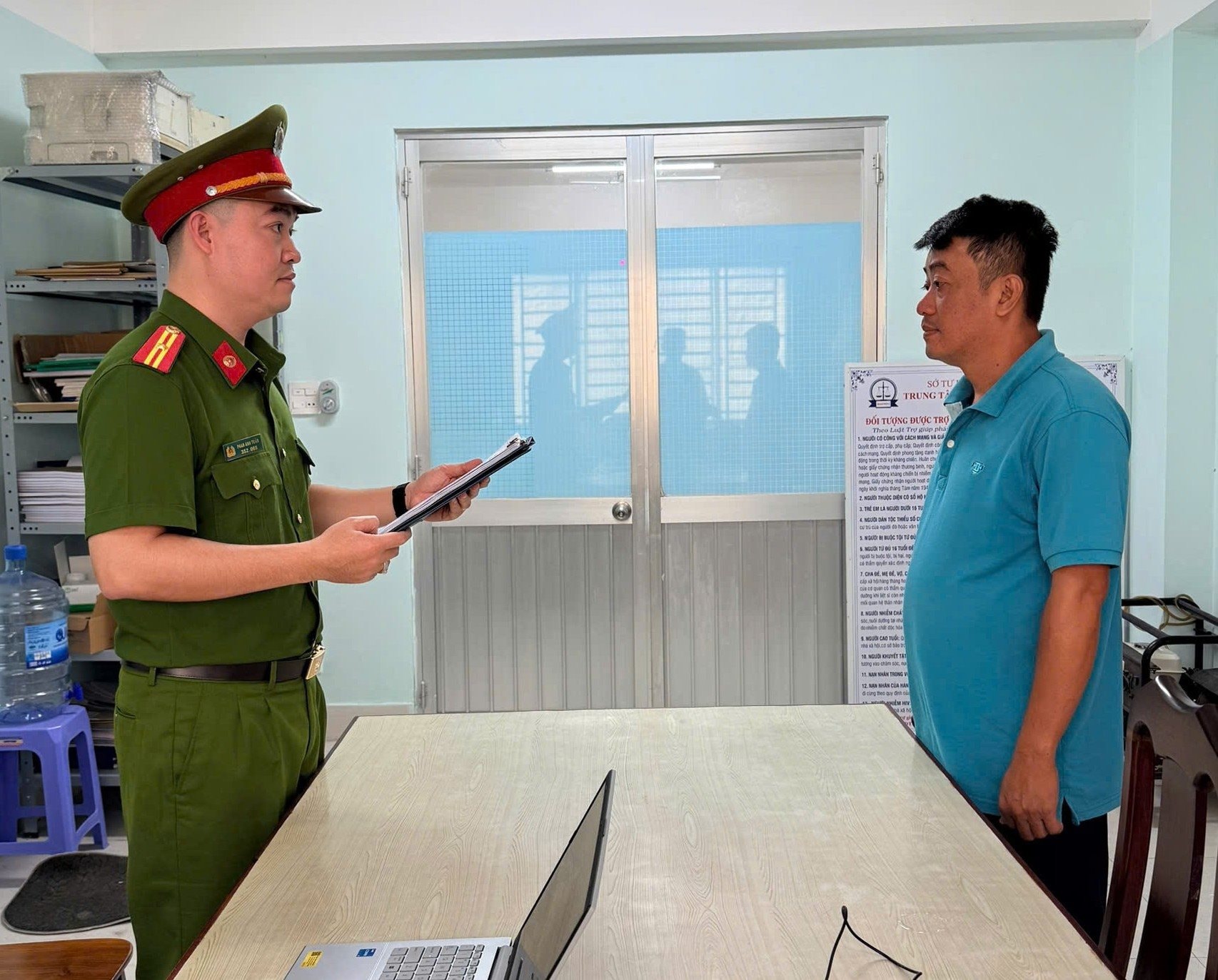 Phát hiện người phụ nữ Đà Nẵng liên tục chuyển khoản tổng cộng gần 2 tỷ đồng cho đồng nghiệp: 6 năm sau, công an vào cuộc điều tra giao dịch 