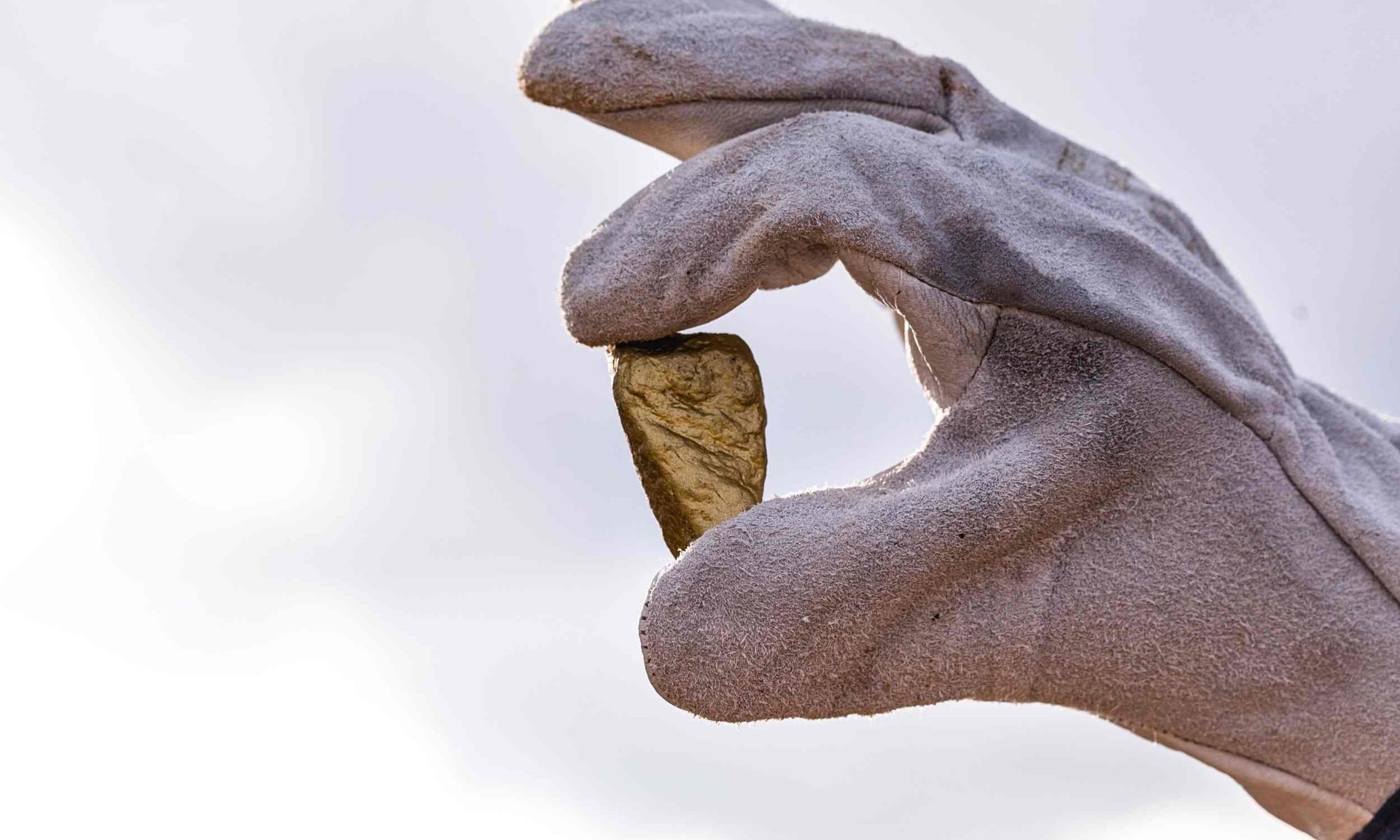 Trung Quốc tuyên bố phát hiện mỏ vàng 1.000 tấn làm rung chuyển thị trường toàn cầu, chuyên gia lắc đầu: Con số chỉ là kỳ vọng