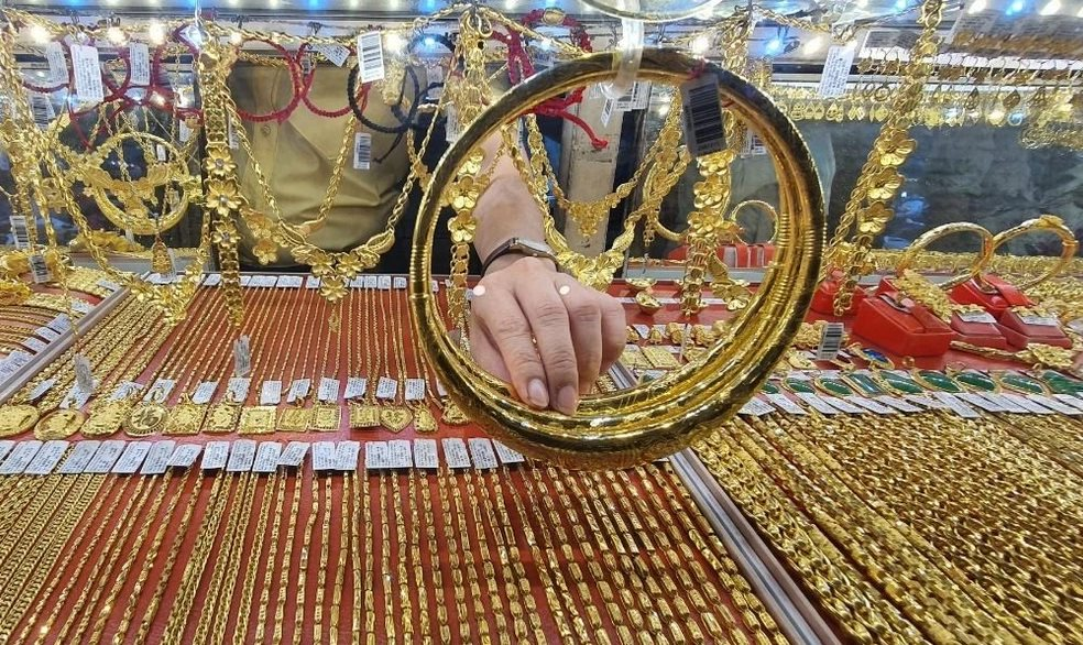 Người phụ nữ 30 tuổi đem bán đôi bông tai vàng, 2 ngày sau công an dùng các biện pháp nghiệp vụ truy tìm