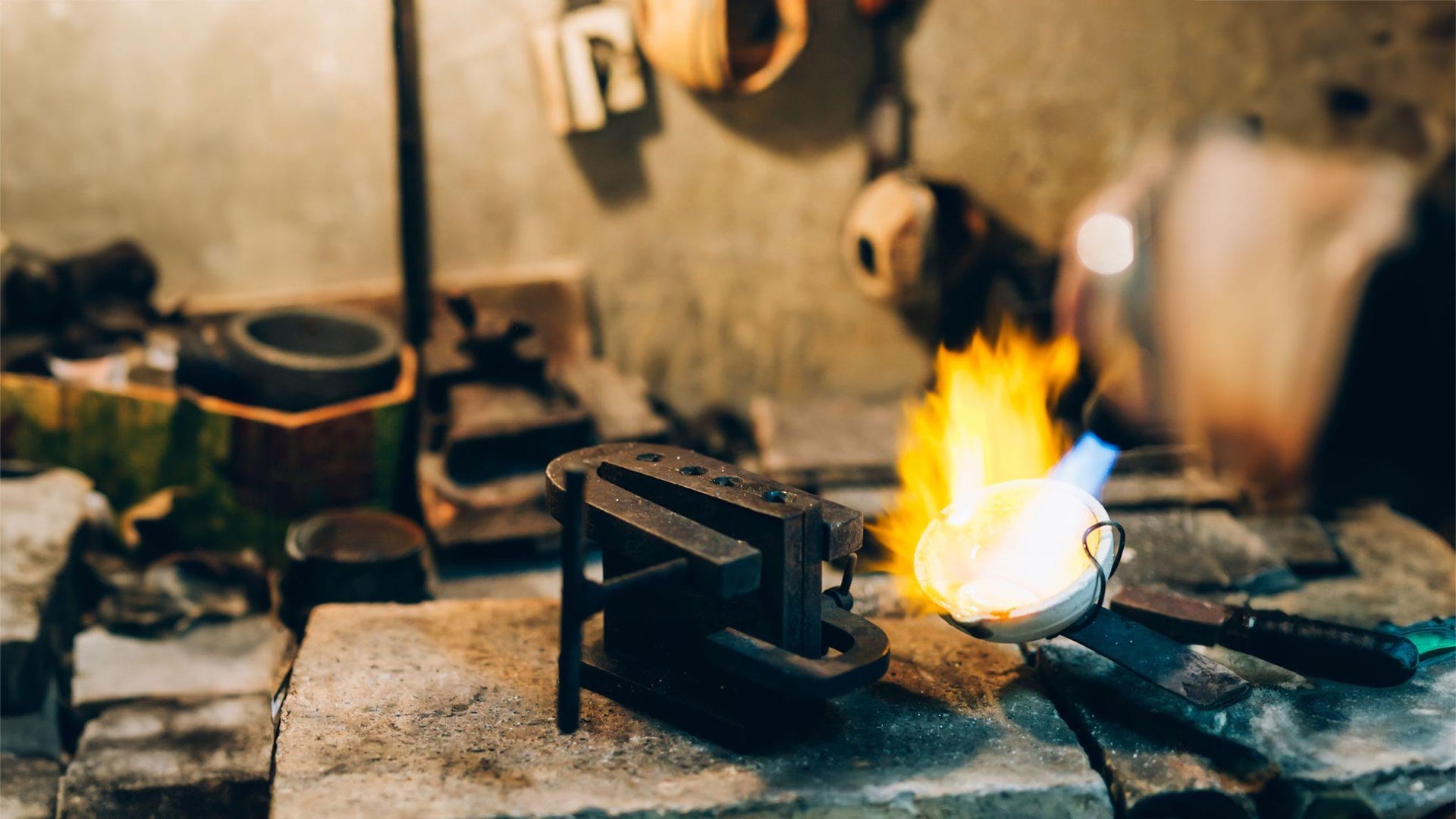 Sự hỗn loạn đầu năm 2026 khiến loại tài sản này trở nên "bùng cháy"