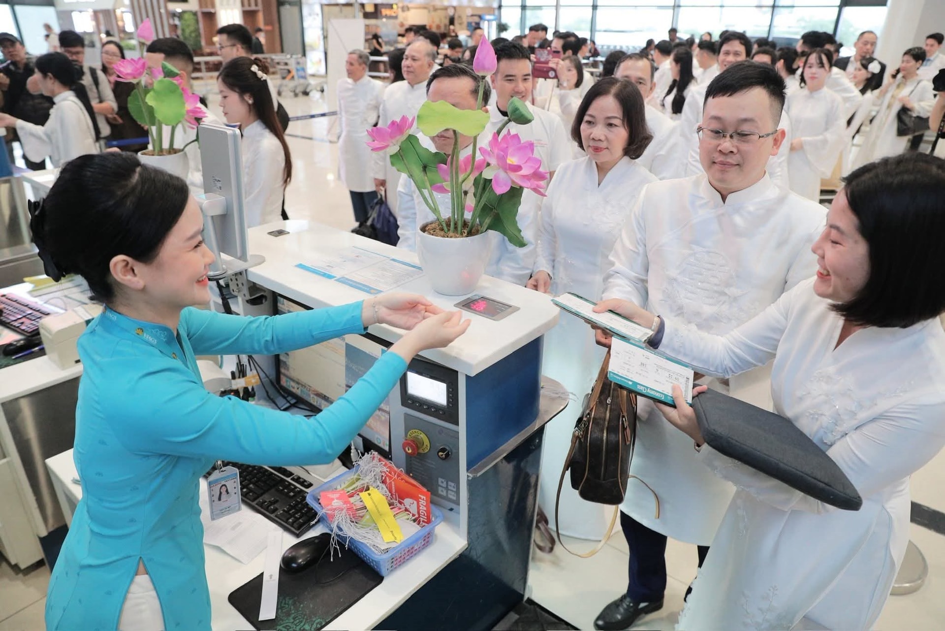 Khi hạnh phúc cất cánh từ chuyến bay đặc biệt của Vietnam Airlines đầu năm 2026