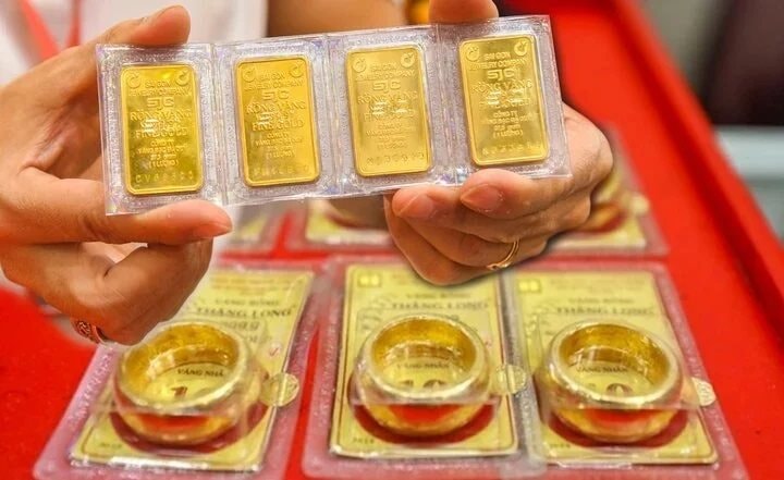 Chuyên gia dự báo vàng có thể lên 170 triệu đồng/lượng hôm qua, sáng nay giá đã áp sát mốc này lo ngại: “Nếu đầu tư ăn xổi, rất dễ rủi ro, thậm chí mất tiền”