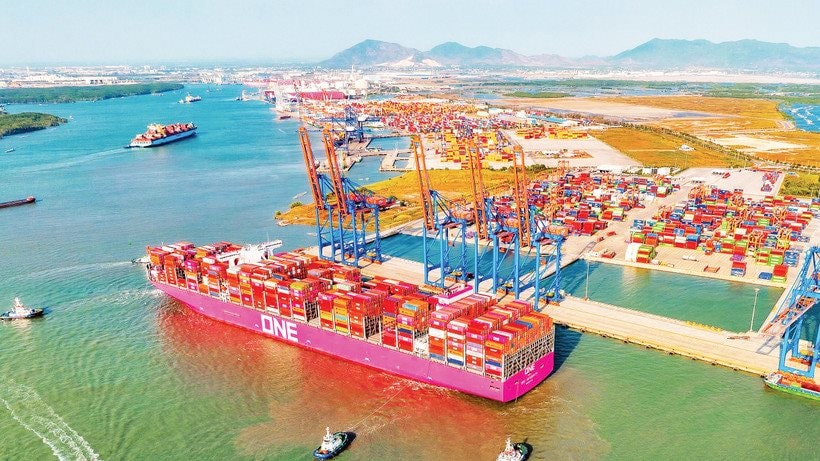 Năm 2025 ghi nhận nhiều khởi sắc của cảng biển Việt Nam