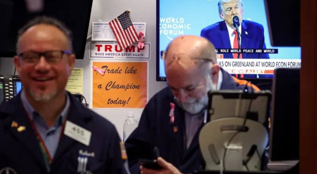 Dow Jones nhảy vọt 600 điểm, TTCK Mỹ đảo chiều xanh rực rỡ khi ông Trump tuyên bố huỷ áp thuế châu Âu