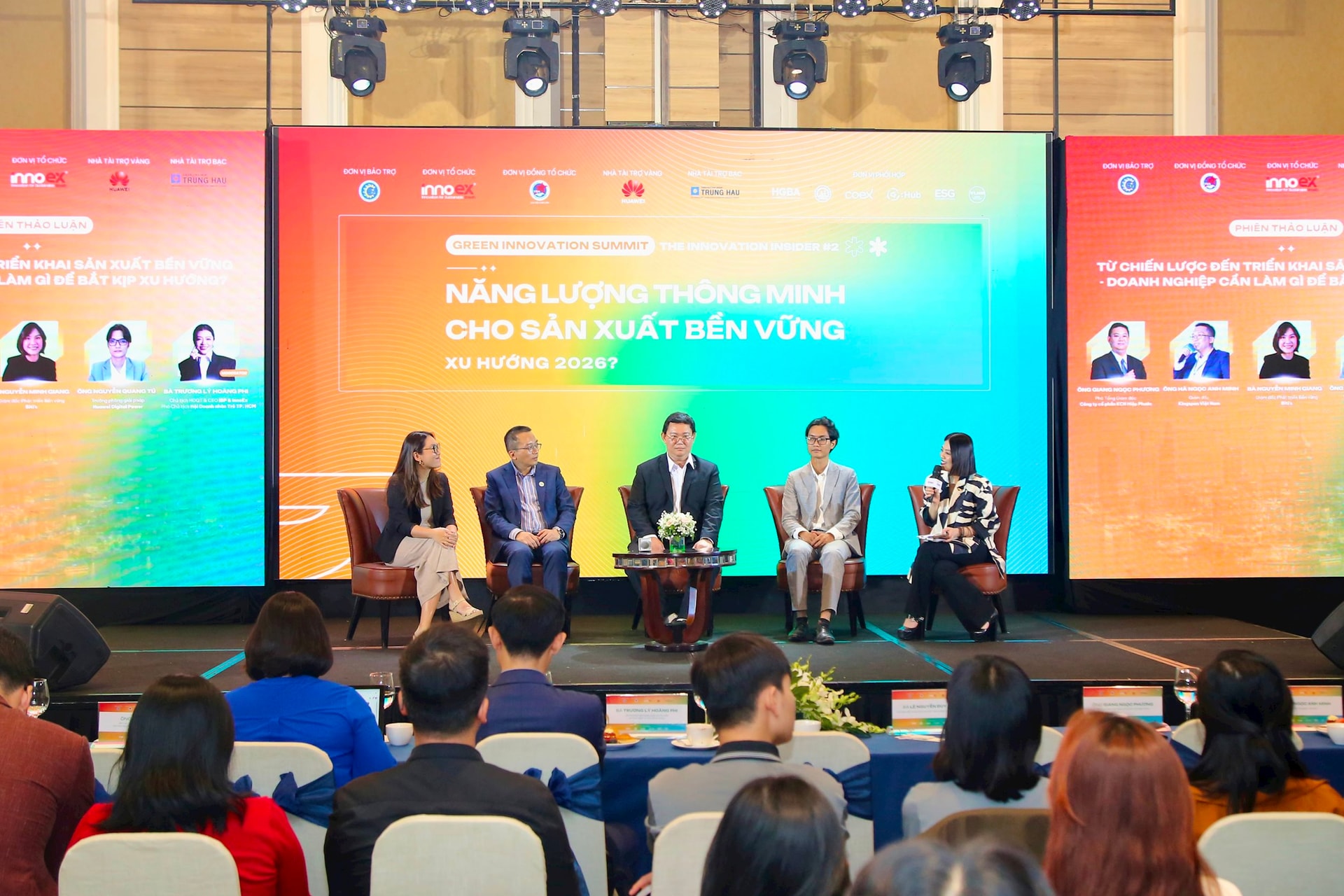 "Giờ G" đã điểm cho doanh nghiệp Việt: Khi năng lượng thông minh trở thành "lá chắn tài chính" sống còn