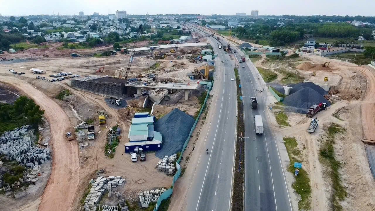 Hạ tầng tái định hình bản đồ bất động sản công nghiệp phía Nam