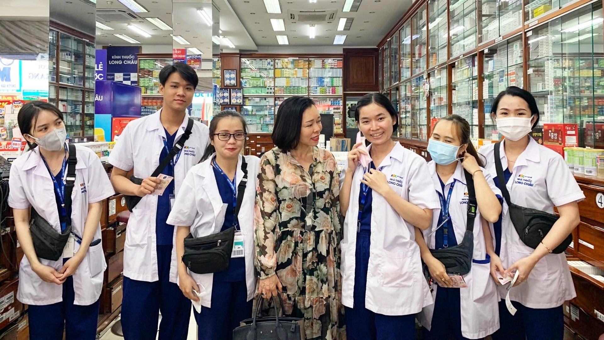 Nhân viên FPT Long Châu nhận thưởng Tết tới 127 triệu đồng