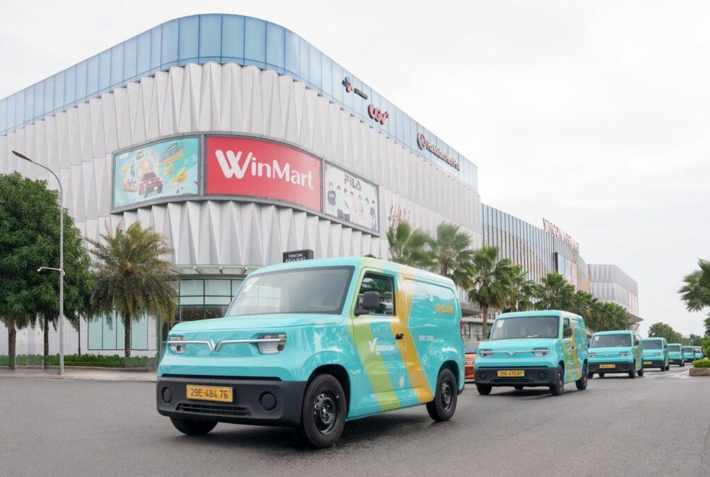 Hãng taxi Xanh SM của tỷ phú Phạm Nhật Vượng lại tăng vốn lên gần 40.000 tỷ đồng, gấp 13 lần thời điểm thành lập