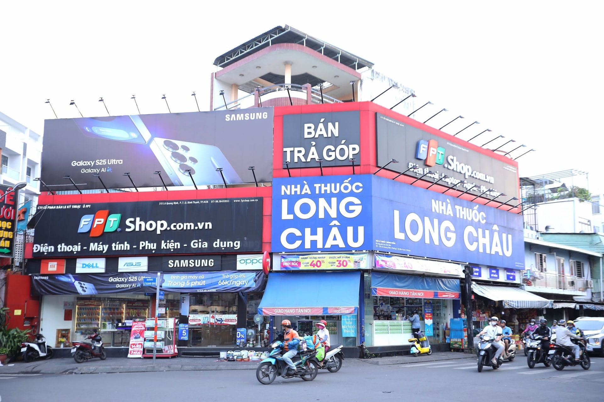 FPT Shop chính thức có lãi trở lại, FPT Retail hoàn thành 135% kế hoạch năm 2025