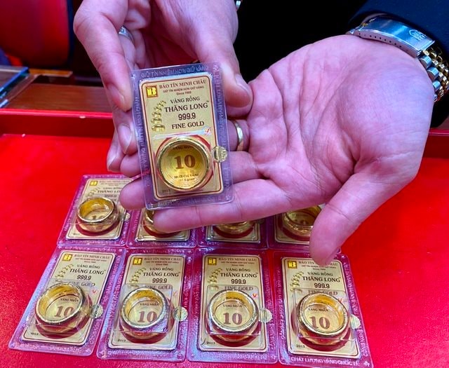 Sốc: Giá vàng tăng "như lên đồng" khiến mọi dự báo đều lỗi thời, nguyên nhân quan trọng đến từ Mỹ