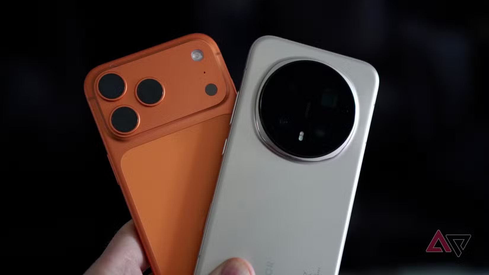 Cây bút công nghệ: "Tôi phát ngán với những chiếc Android đắt tiền mà vẫn giật, lag rồi, bảo sao thua iPhone"