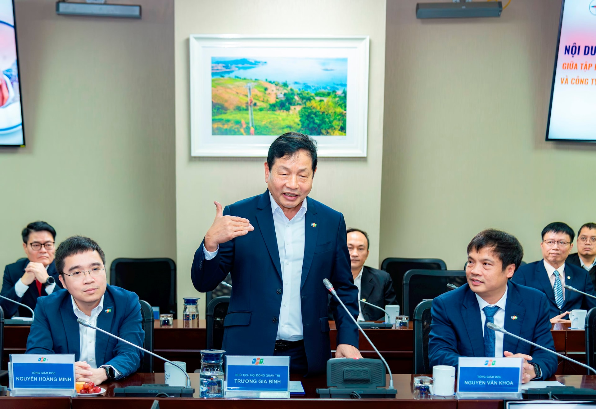 Ông Trương Gia Bình nói về cái bắt tay lịch sử giữa FPT và EVN: Không hình thức mà cùng làm thật, cùng đầu tư, cùng chịu trách nhiệm