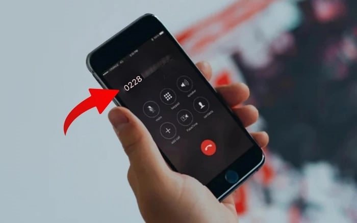 Nhận được cuộc gọi này, tuyệt đối không nói 'có', 'vâng' mà hãy tắt máy ngay lập tức 