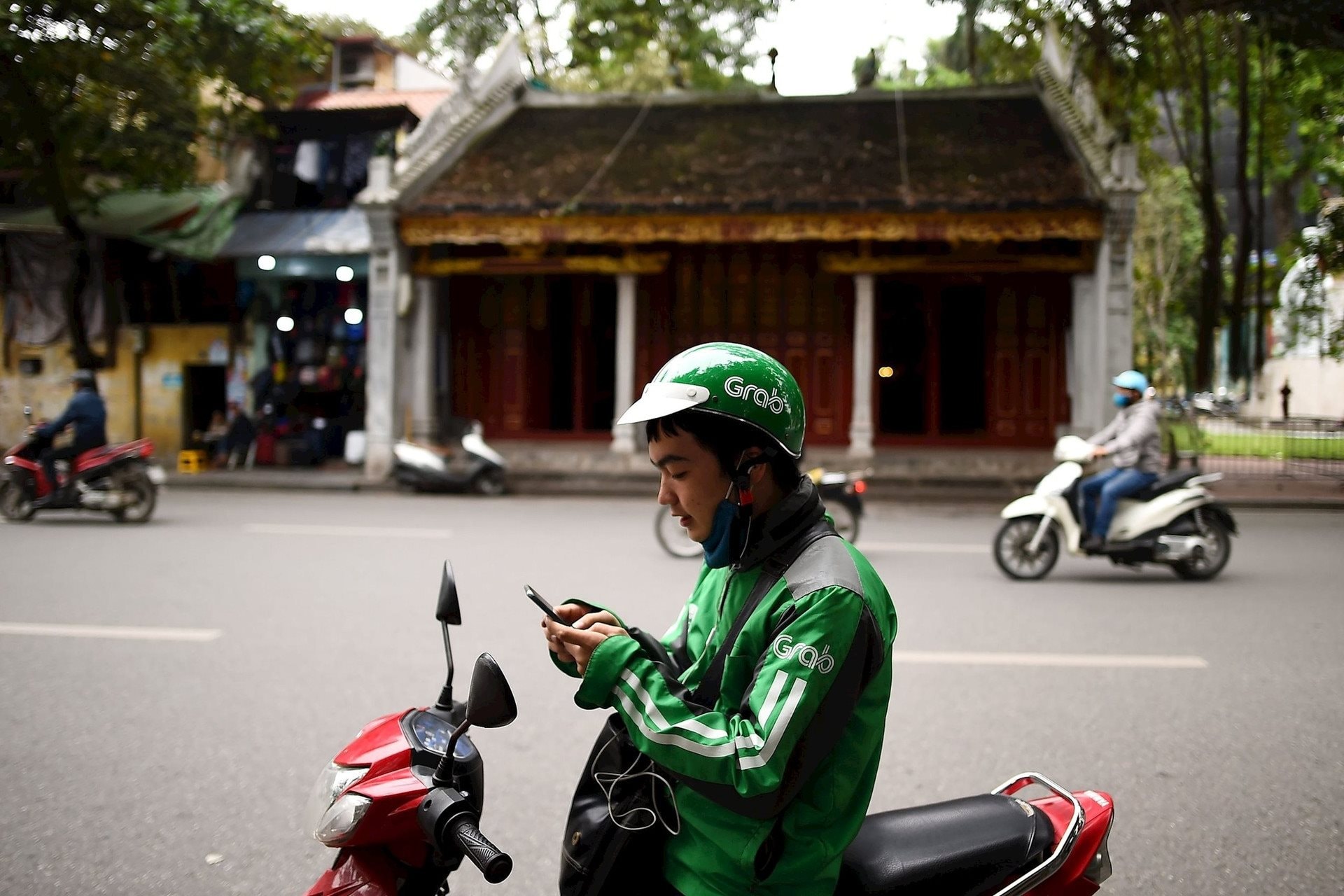 Grab có tin vui cho cả tài xế và người dùng