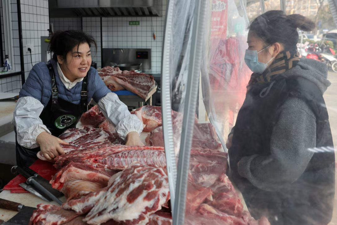 Chê đồ nhập khẩu phương Tây là “rẻ tiền, chất lượng thấp”, người dân quay lại với sản phẩm tưởng như đã tuyệt chủng vì lỗi thời