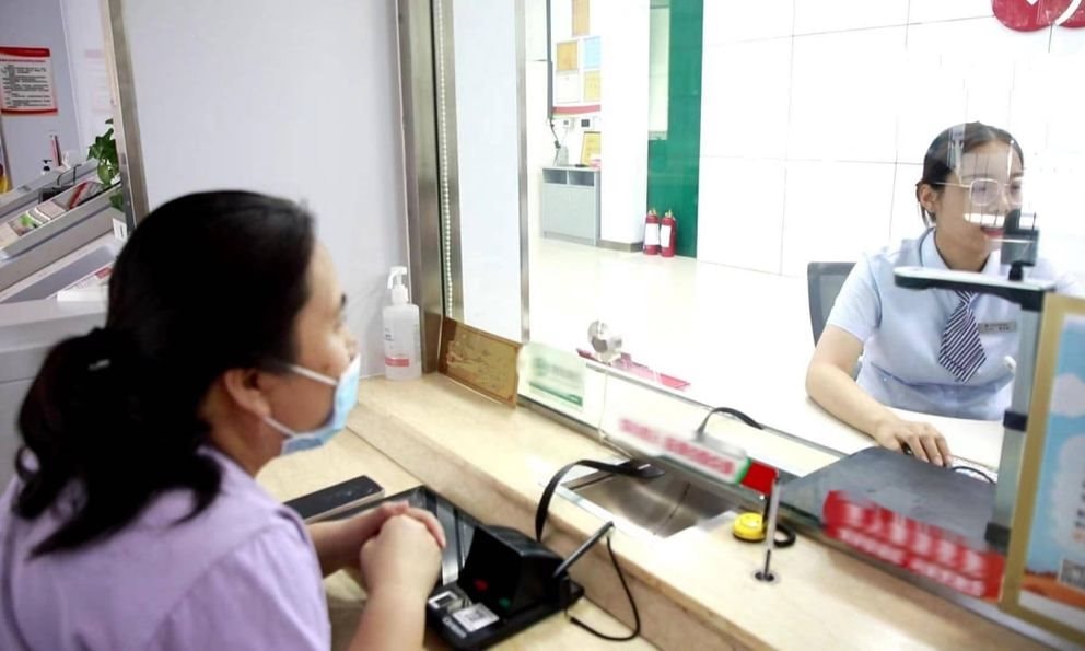 Phát hiện 11 người gửi tiết kiệm 8,2 tỷ đồng nhưng đến hạn lại không thể rút: Ngân hàng nói “Chưa từng nhận được tiền”