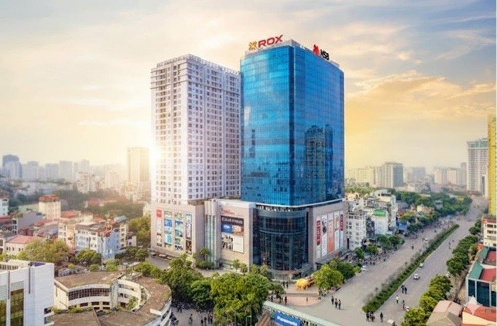 Chậm công bố thông tin thành viên của ROX Group bị xử phạt 92,5 triệu đồng