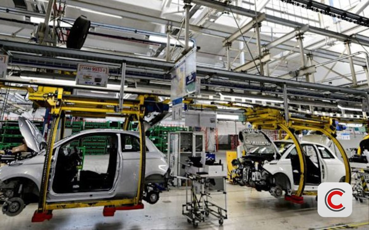 Một hãng ô tô nổi tiếng lỗ 26 tỷ USD vì làm xe điện, khó khăn đến nỗi không thể trả cổ tức