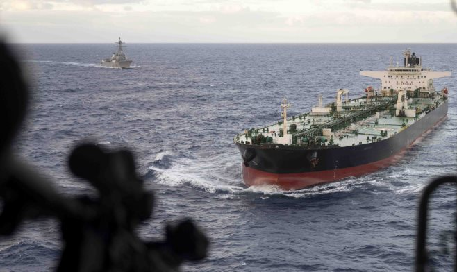 Truy đuổi hơn 10.000 hải lý, Mỹ bắt giữ siêu tàu chở dầu bị trừng phạt từ Venezuela, thường xuyên thay đổi cờ để tránh giám sát