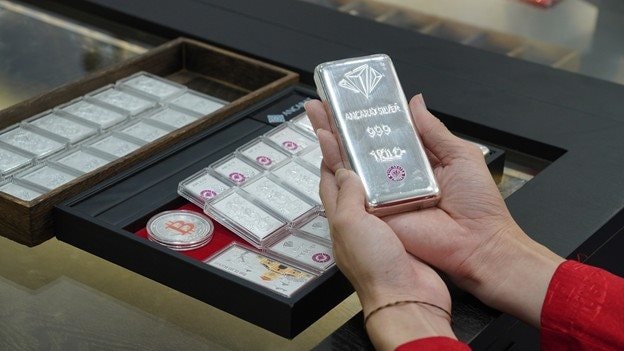 Giá bạc sáng 10/2 giữ quanh mốc 84 triệu đồng/kg