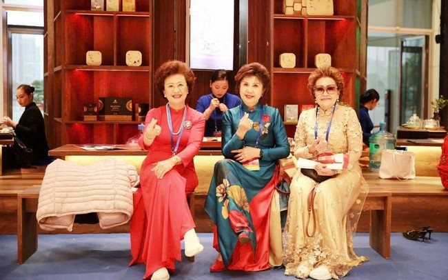 Chung tay cùng kiều bào phát triển đất nước thịnh vượng, hạnh phúc