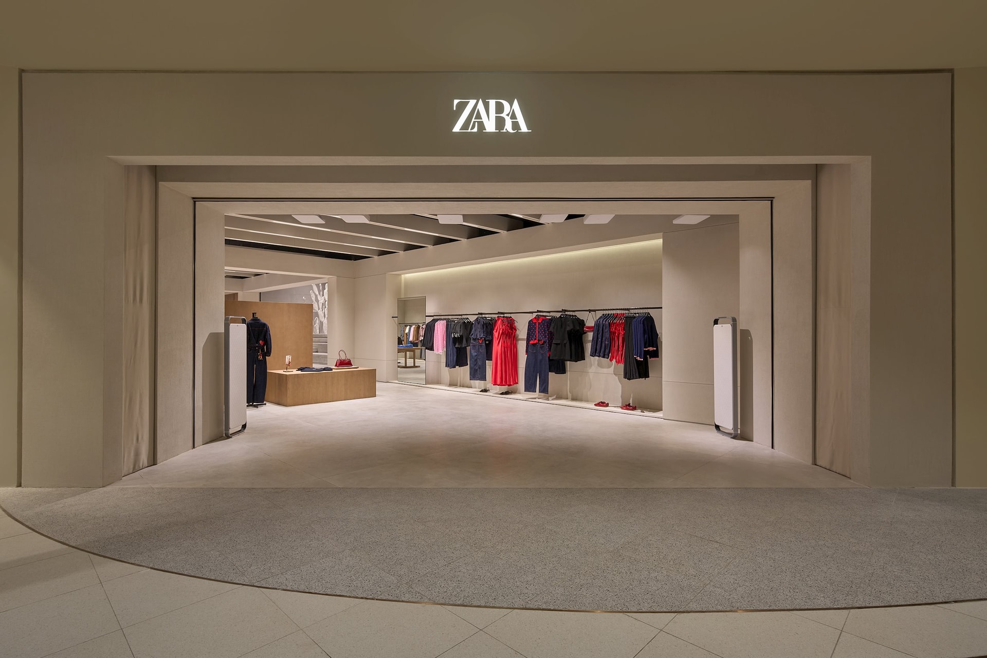 zara-tien-bo-plaza-hn2829-r2.jpg