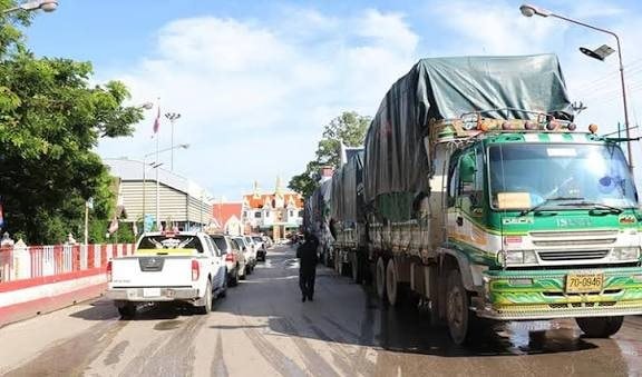 Dân tẩy chay nhưng hàng Thái Lan vẫn tràn sang, Campuchia lên tiếng giải thích