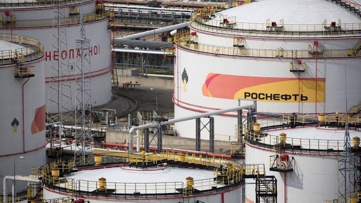 Phát hiện mạng lưới bí mật kinh doanh dầu Nga trị giá ít nhất 90 tỷ USD 