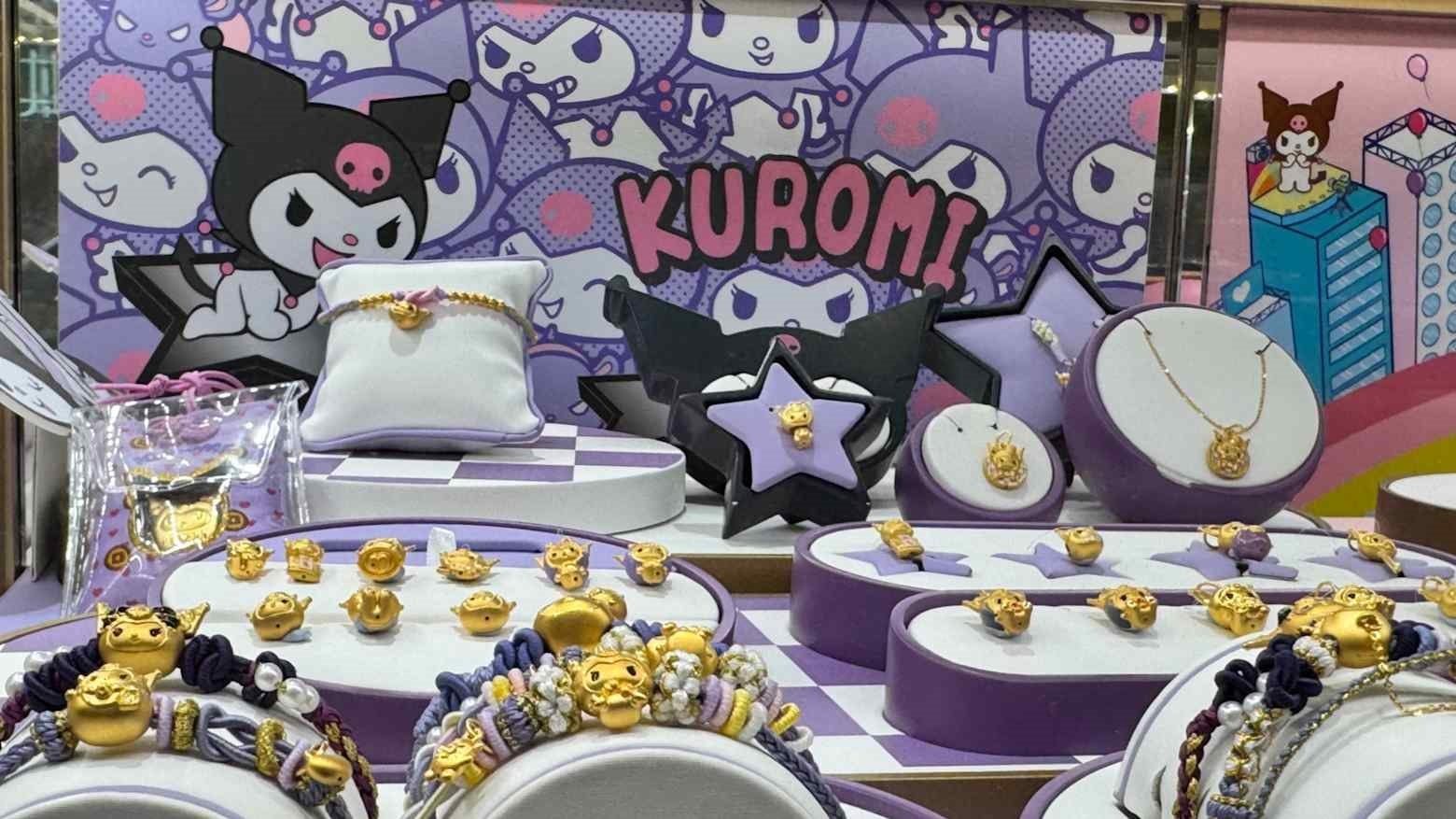 Độc lạ thị trường vàng: Trang sức vàng Hello Kitty khiến giới trẻ tại quốc gia này mê mẩn, sẵn sàng chi đậm 