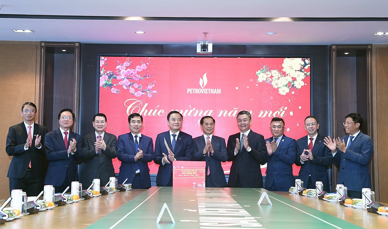 Phó Thủ tướng Bùi Thanh Sơn giao nhiệm vụ quan trọng cho 4 tập đoàn Petrovietnam, Petrolimex, Vinachem, EVN