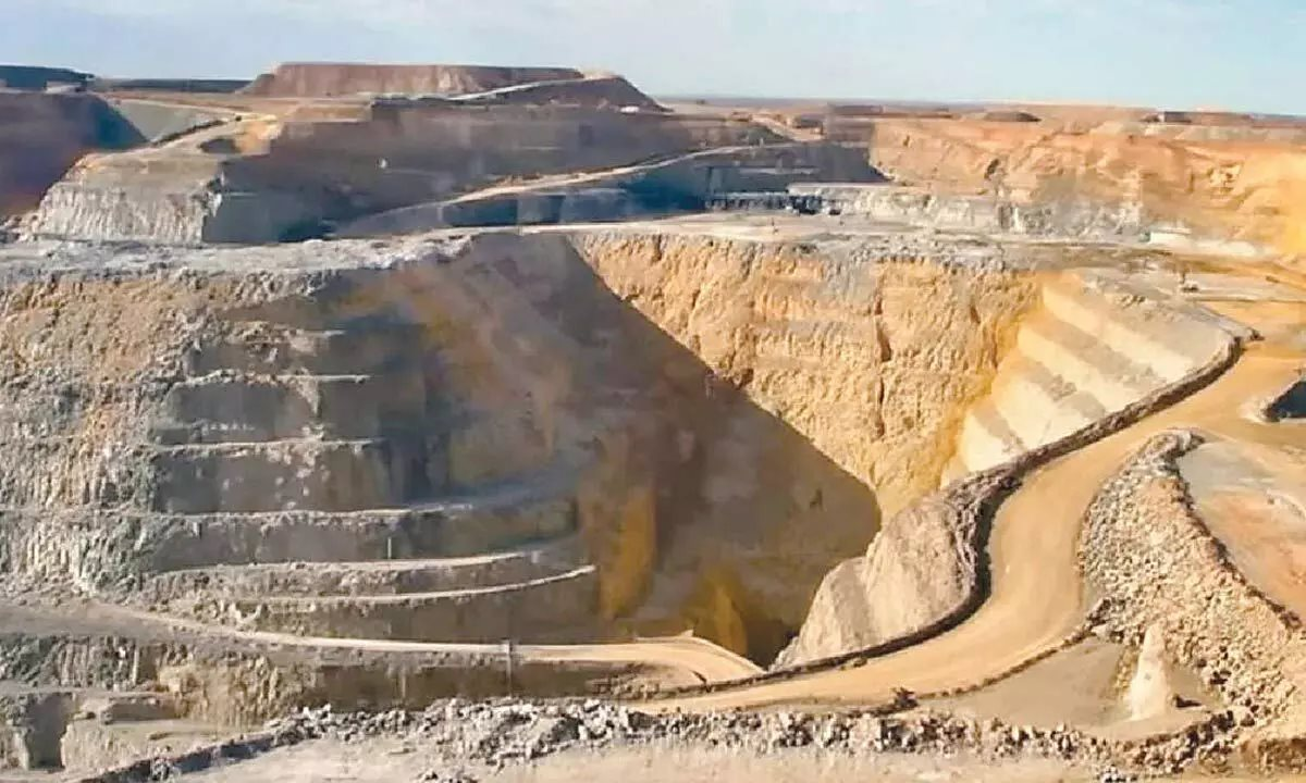 Phát hiện mỏ vàng trữ lượng hơn 1,4 tấn và 17 triệu tấn đồng